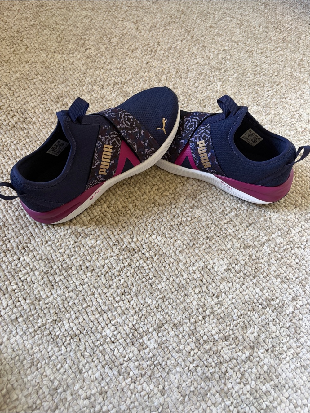 NIB! Puma Navy Floral-Accent Slip-On Sneakers with Pink NO TIE - Picture 5 of 14